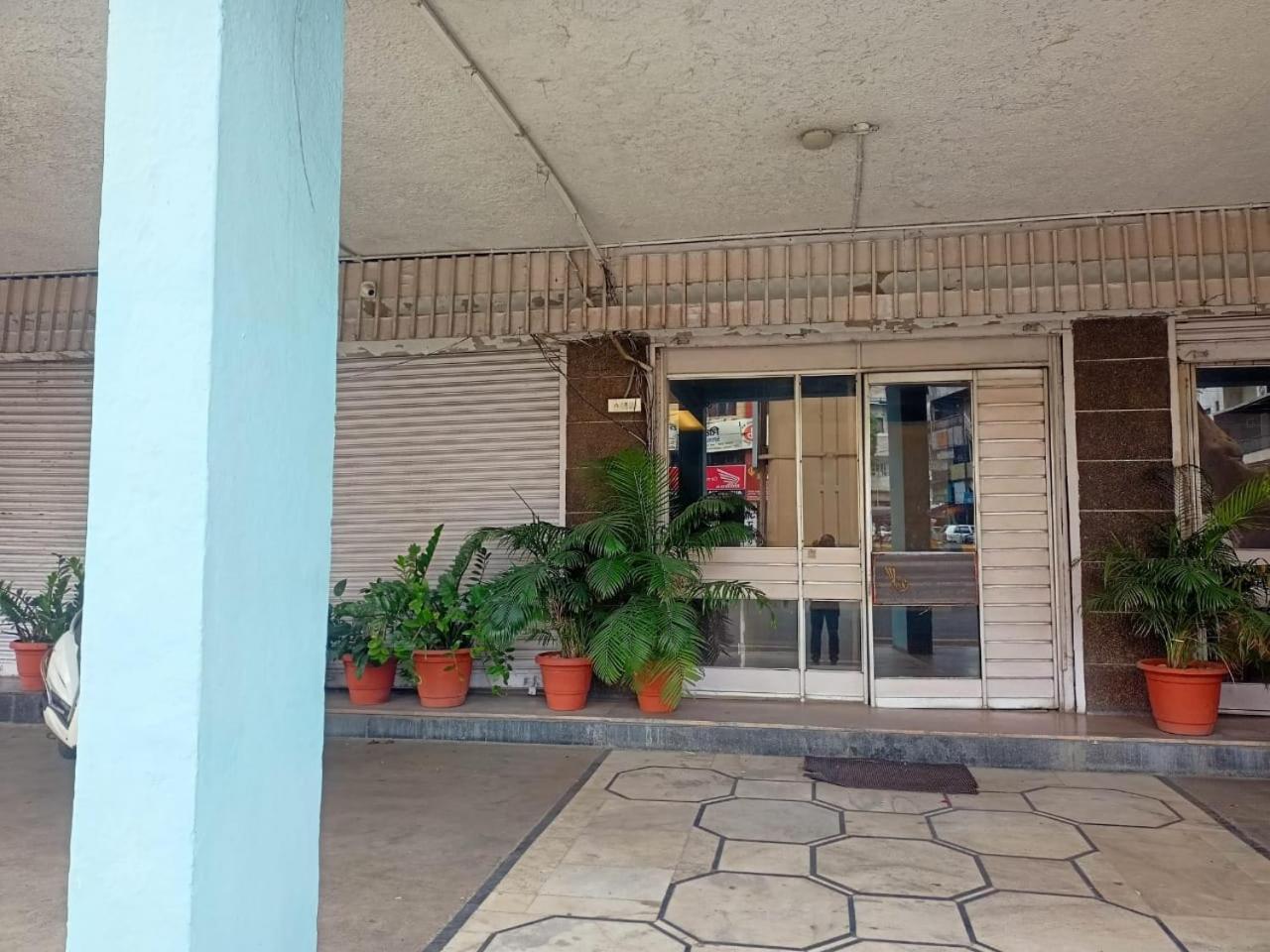 Hotel Skylark 那格浦尔 外观 照片