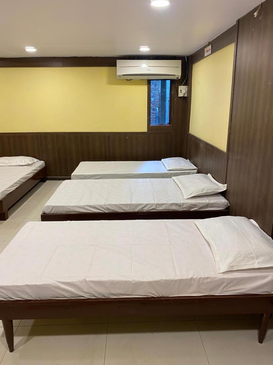 Hotel Skylark 那格浦尔 外观 照片