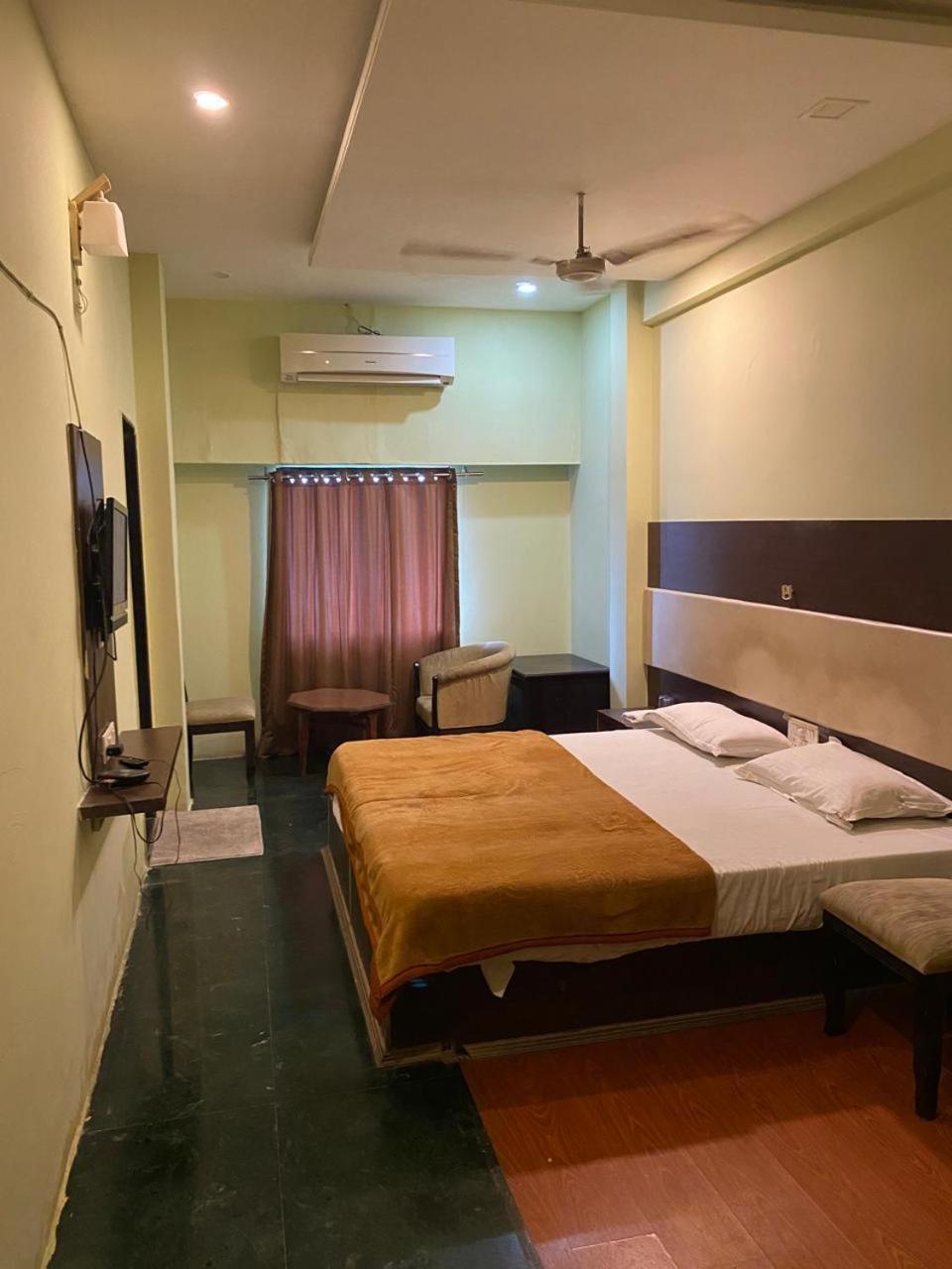 Hotel Skylark 那格浦尔 外观 照片
