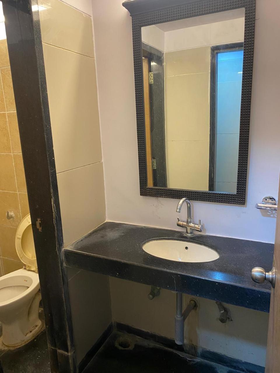 Hotel Skylark 那格浦尔 外观 照片